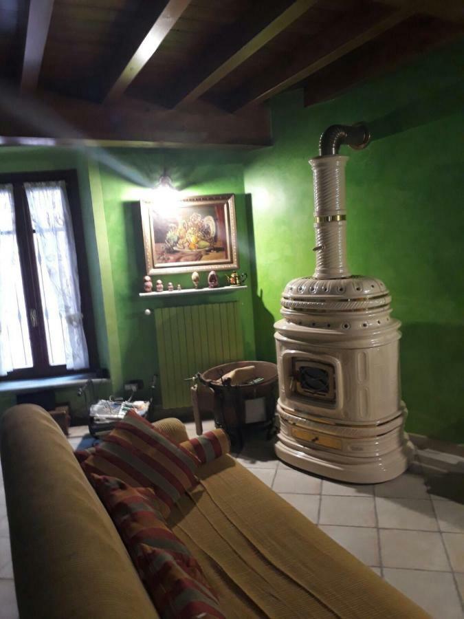 B&B La Corte Suites Salice Terme Esterno foto