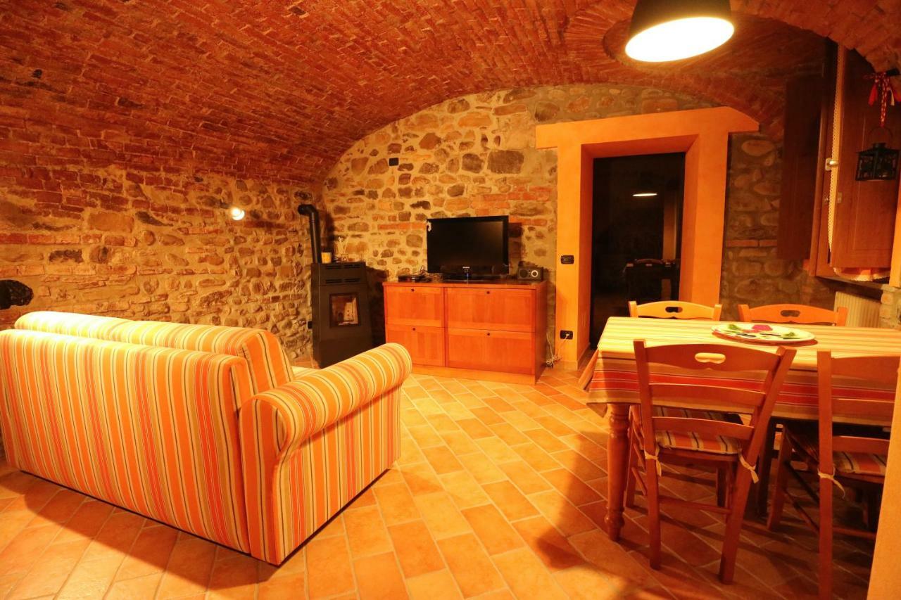 B&B La Corte Suites Salice Terme Esterno foto